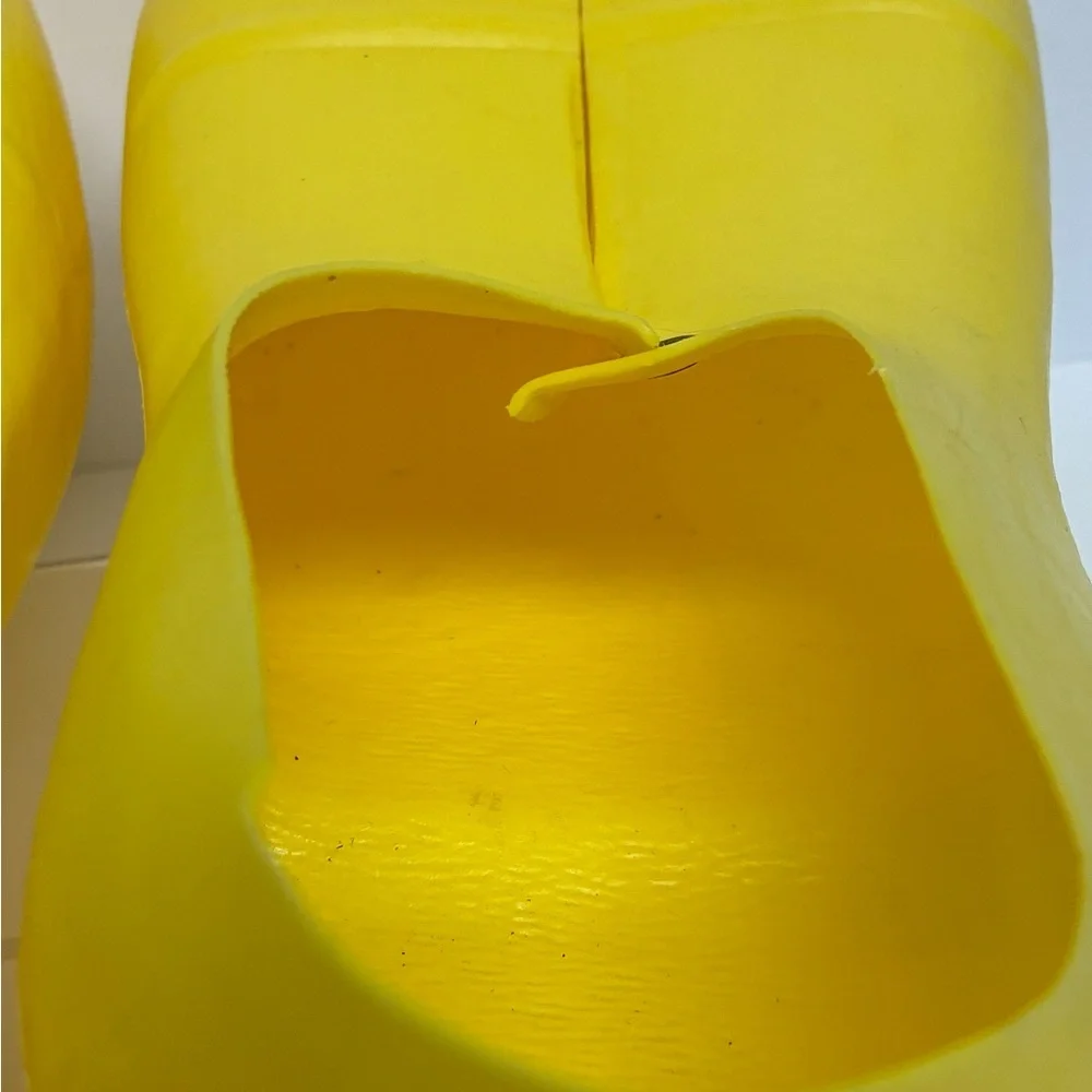 RUBIES CLOWN KIDS' SHOES Molded Plastic Yellow Vintage MADE IN U.S.A. Halloween - Picture 7 of 14